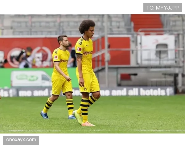 阿什拉夫职业生涯成就盘点：从青训新星到世界级边卫的辉煌征程